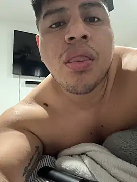 Snapshot of mike_fattdick chatting on 01-14-25, 02:43 mike fattdick online show from 01-14-25, 02:43