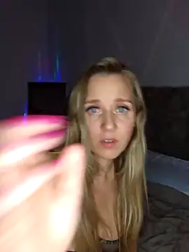 SkyelarSommer online show from 01-28-25, 07:10