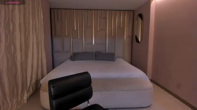 SunnyRivers online show from 04-11-26, 04:00