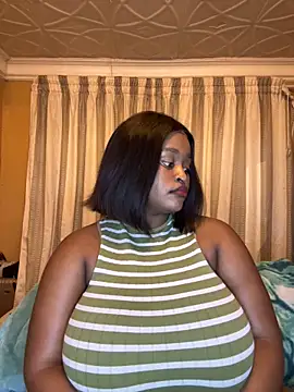 Snapshot of KnockoutBestie chatting on 02-17-26, 05:08 KnockoutBestie online show from 02-17-26, 05:08