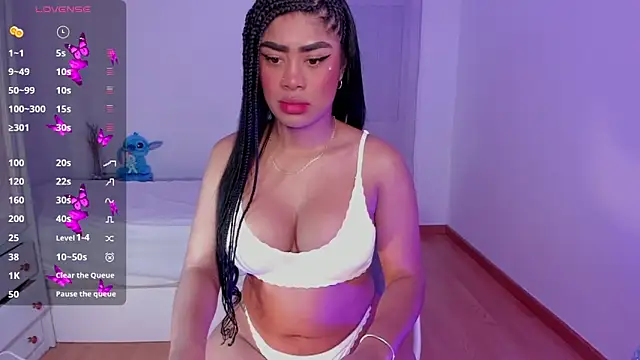 Snapshot of briana_walker chatting on 03-03-25, 09:11 briana walker online show from 03-03-25, 09:11