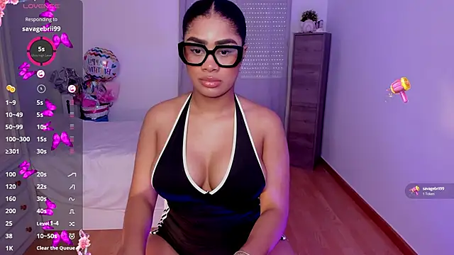 Snapshot of briana_walker chatting on 10-05-25, 09:51 briana walker online show from 10-05-25, 09:51