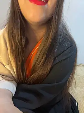 Snapshot of Mayacrayzi chatting on 02-03-25, 08:57 Mayacrayzi online show from 02-03-25, 08:57