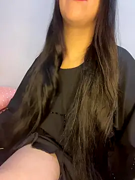 Snapshot of Mayacrayzi chatting on 11-23-25, 10:26 Mayacrayzi online show from 11-23-25, 10:26