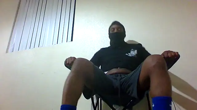 Snapshot of Annonymous607 chatting on 10-06-25, 04:21 Annonymous607 online show from 10-06-25, 04:21