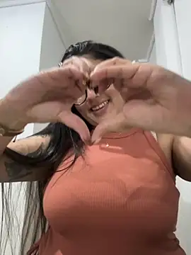 croftsmila online show from 10-04-25, 02:42