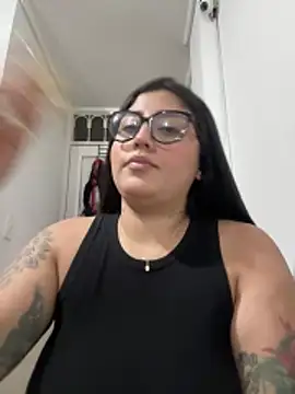 croftsmila online show from 10-14-25, 11:27