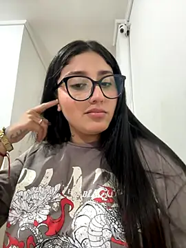 croftsmila online show from 11-04-25, 11:04