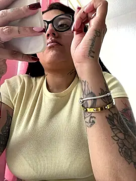 croftsmila online show from 01-18-26, 08:23