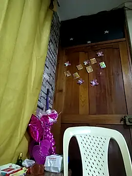 Snapshot of WanOn3Fanny chatting on 02-23-25, 10:28 WanOn3Fanny online show from 02-23-25, 10:28