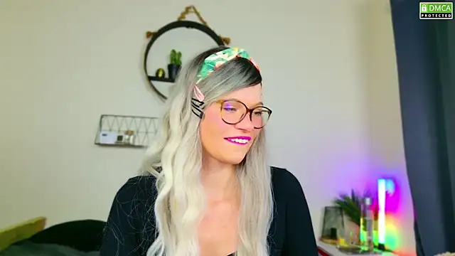 Kittychatte online show from 12-03-24, 08:28