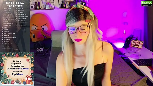 Kittychatte online show from 11-29-25, 10:29