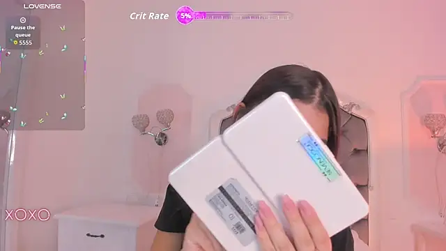 Snapshot of _brenda_becker chatting on 02-16-26, 08:27 brenda becker online show from 02-16-26, 08:27