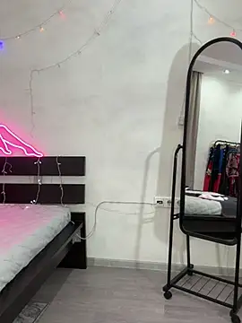 Milf Tea online show from 12-29-24, 07:06