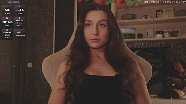 Chill out with Salvia online show from 12-20-25, 03:41