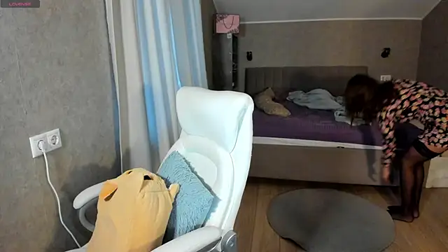 Your Wet Desire online show from 04-08-26, 04:01