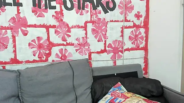 Mhelanny2 online show from 03-09-25, 08:18