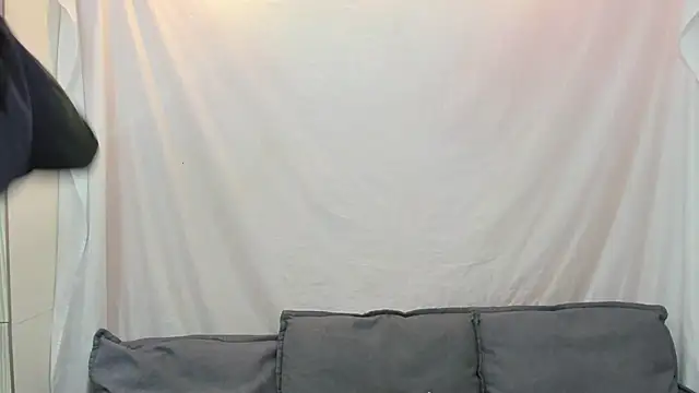 Mhelanny2 online show from 09-18-25, 04:09