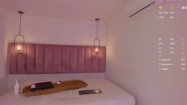 Snapshot of luisah_ chatting on 01-29-25, 02:30 luisah online show from 01-29-25, 02:30