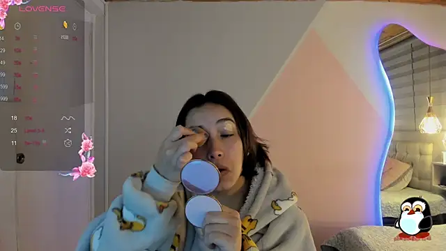 Snapshot of cristal__hot_1 chatting on 06-09-26, 05:30 cristal hot 1 online show from 06-09-26, 05:30