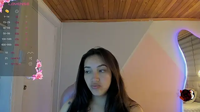 Snapshot of cristal__hot_1 chatting on 07-04-26, 05:02 cristal hot 1 online show from 07-04-26, 05:02