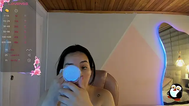 Snapshot of cristal__hot_1 chatting on 07-18-26, 05:00 cristal hot 1 online show from 07-18-26, 05:00