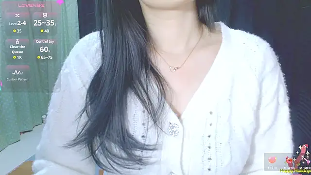 Snapshot of Su_rosie chatting on 02-13-25, 07:10 Su rosie online show from 02-13-25, 07:10