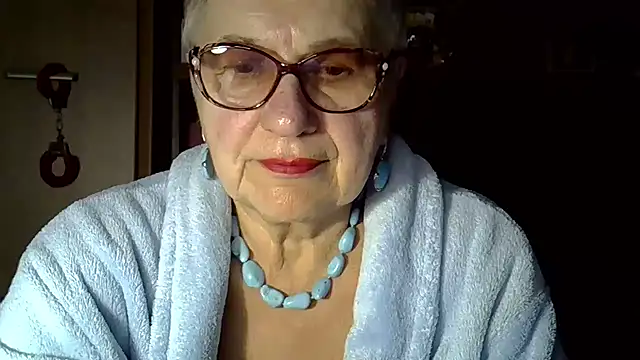 SweetCherry27 online show from 09-29-25, 04:34