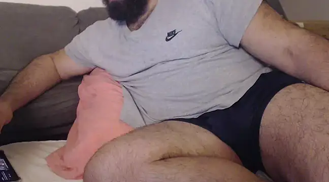 Snapshot of hugemachohandsome chatting on 12-22-24, 12:39 hugemachohandsome online show from 12-22-24, 12:39