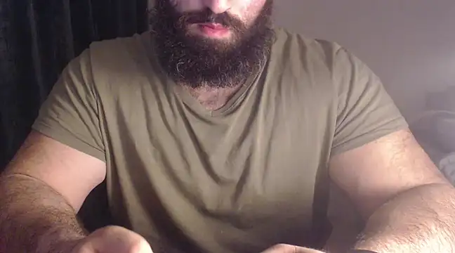 Snapshot of hugemachohandsome chatting on 03-11-25, 10:42 hugemachohandsome online show from 03-11-25, 10:42