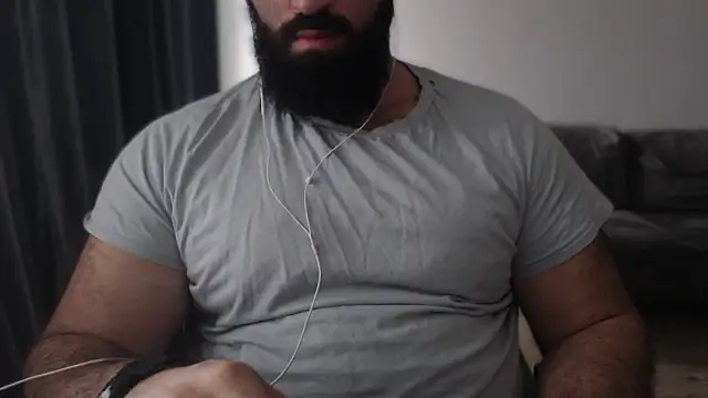 hugemachohandsome online show from 11-16-25, 09:26