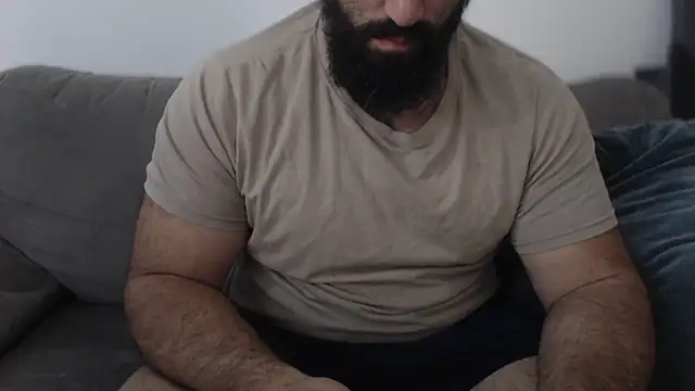 Snapshot of hugemachohandsome chatting on 07-16-26, 06:19 hugemachohandsome online show from 07-16-26, 06:19