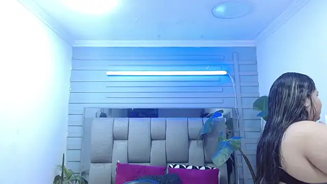 evelin zaens online show from 04-18-26, 04:16