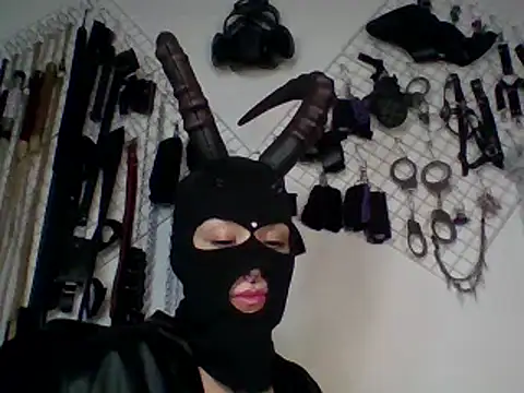 FeticheMacabre online show from 01-04-25, 02:03