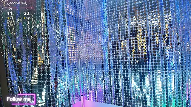 Snapshot of LatexDevil_Blondie chatting on 10-28-25, 01:25 LatexDevil Blondie online show from 10-28-25, 01:25