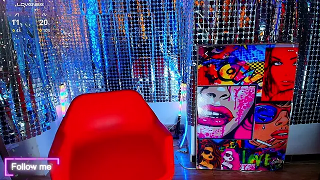 Snapshot of LatexDevil_Blondie chatting on 11-15-25, 04:47 LatexDevil Blondie online show from 11-15-25, 04:47