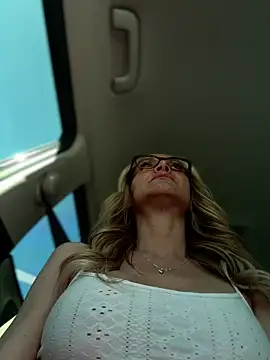 MessyNastyQueen online show from 03-19-25, 06:12