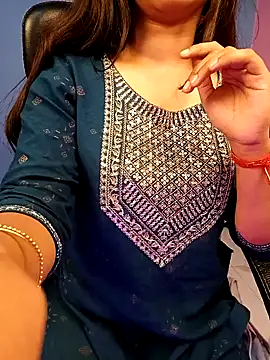 Aditi 1 online show from 02-05-25, 03:13