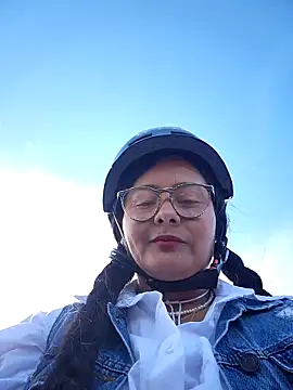 Snapshot of bellapaty chatting on 04-29-26, 05:30 bellapaty online show from 04-29-26, 05:30