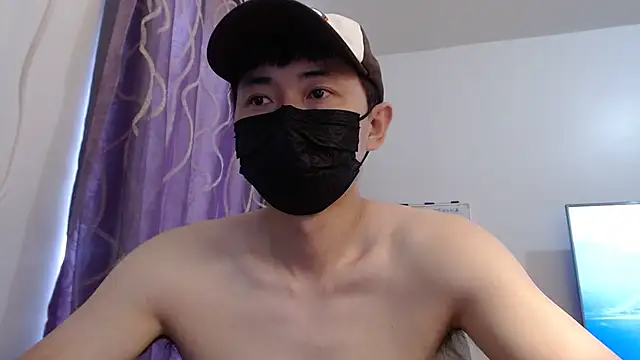 Snapshot of twbobo00715 chatting on 07-16-26, 09:21 twbobo00715 online show from 07-16-26, 09:21