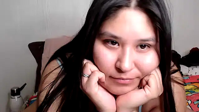 Snapshot of Cupcakecutie449 chatting on 03-05-25, 05:50 Cupcakecutie449 online show from 03-05-25, 05:50