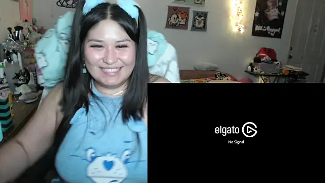 Snapshot of Cupcakecutie449 chatting on 10-18-25, 07:20 Cupcakecutie449 online show from 10-18-25, 07:20