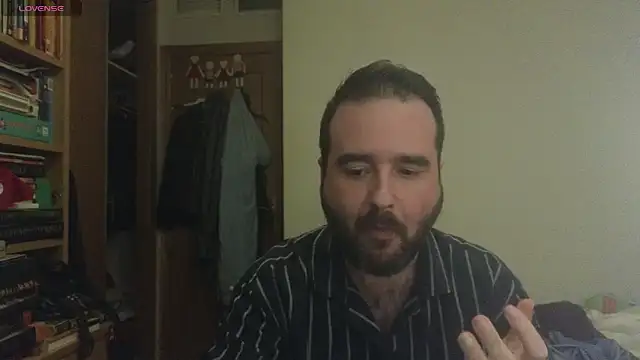 curiosillo83 online show from 03-01-25, 06:00