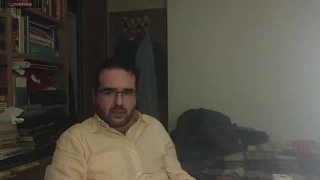 curiosillo83 online show from 03-07-25, 02:45