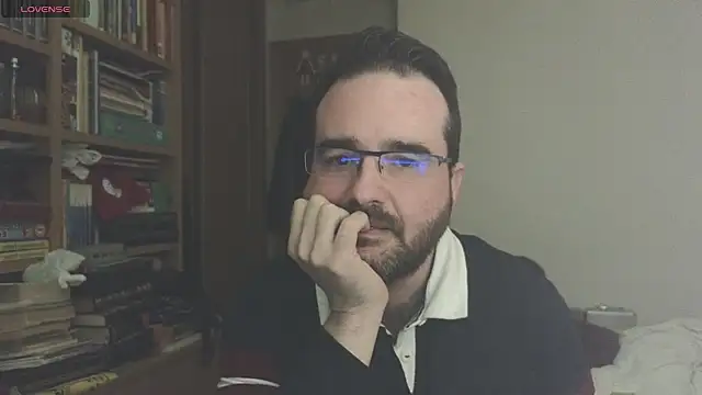 curiosillo83 online show from 03-15-25, 05:04