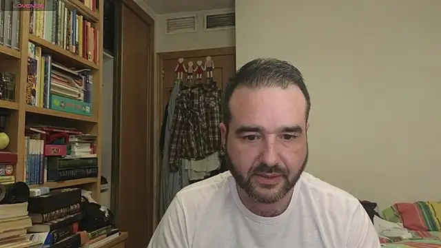 curiosillo83 online show from 10-06-25, 04:15