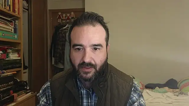 curiosillo83 online show from 11-08-25, 11:32