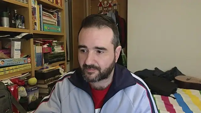 curiosillo83 online show from 04-08-26, 09:20