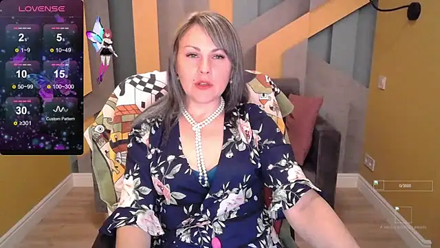 Snapshot of Candy_Long chatting on 09-13-25, 06:18 Candy Long online show from 09-13-25, 06:18