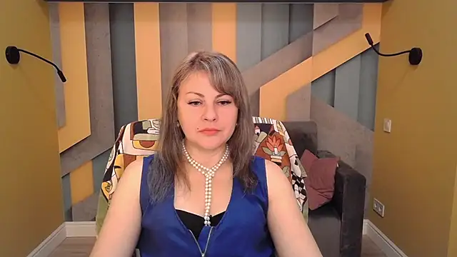 Snapshot of Candy_Long chatting on 10-06-25, 05:27 Candy Long online show from 10-06-25, 05:27